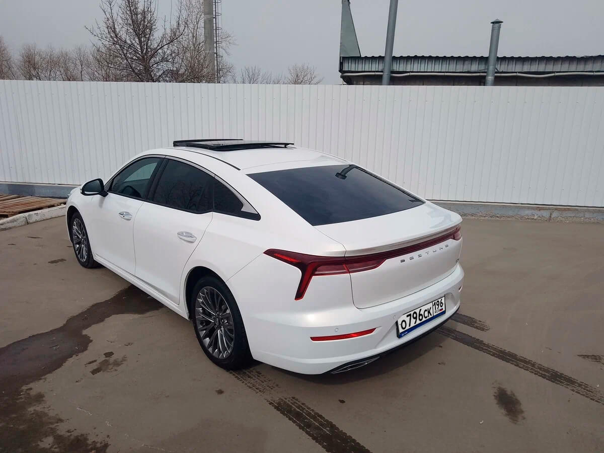 Bestune B70 аренда